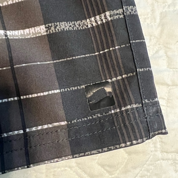 Tony Hawk Hybrid Shorts - Picture 9 of 9